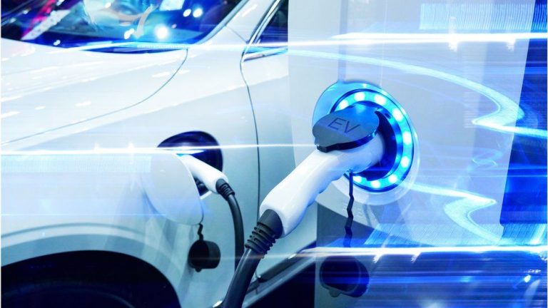 Mahindra & Mahindra to invest in electric vehicles battery-cell maker