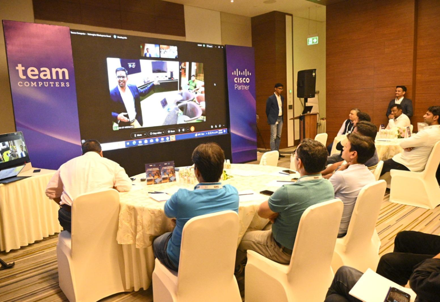 Revolutionizing Workspaces: With Cisco Devices and Team Computers