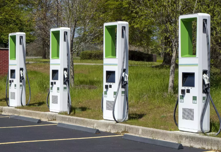 Italy's IP, Macquarie Launch JV for EV Charging Stations
