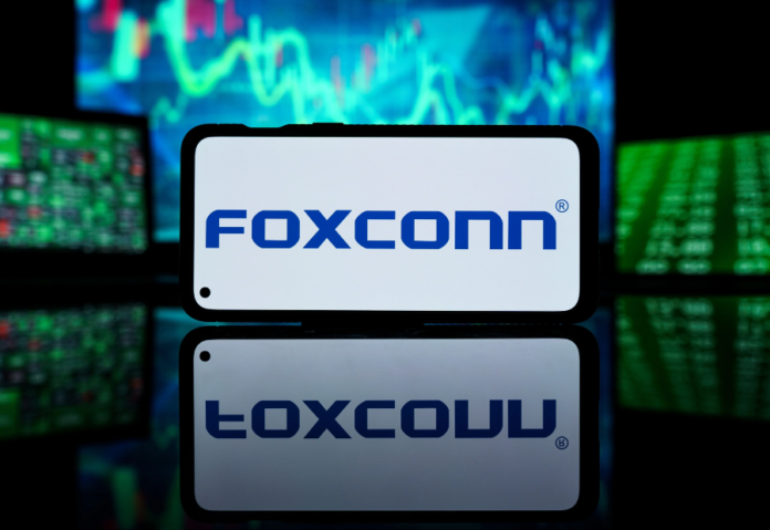 Apple supplier Foxconn is optimistic about 2024 and notes a significant demand for AI servers Apple supplier Foxconn is optimistic about 2024 and notes a significant demand for AI servers