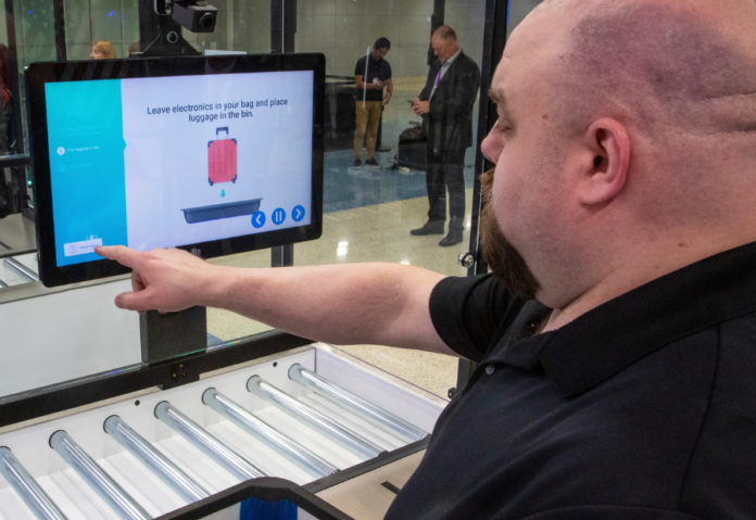 TSA Introduces Passenger Self-Screening Lanes at Vegas Airport as 'A Step into the Future' TSA Introduces Passenger Self-Screening Lanes at Vegas Airport as 'A Step into the Future'