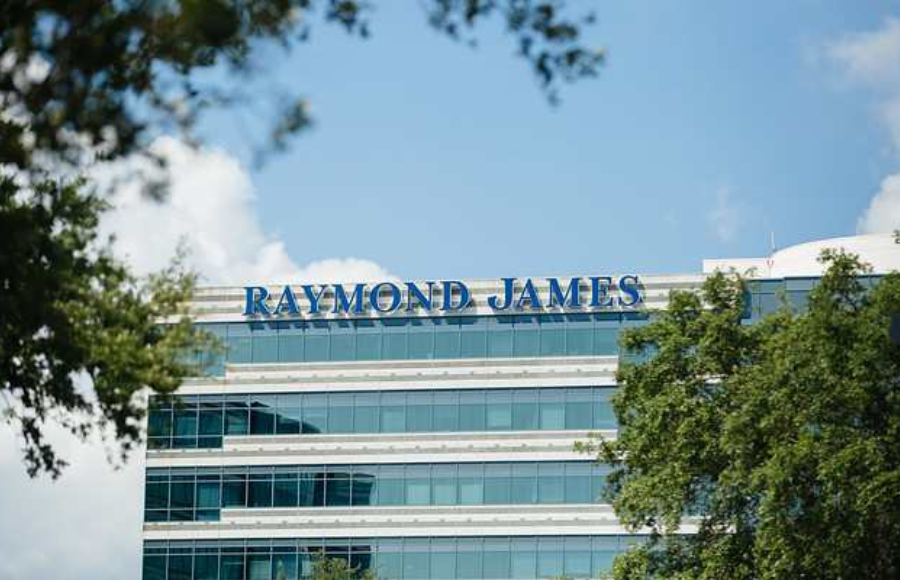 Raymond James Canada hires former Cormark CEO, Chris Shaw to co-head investment banking