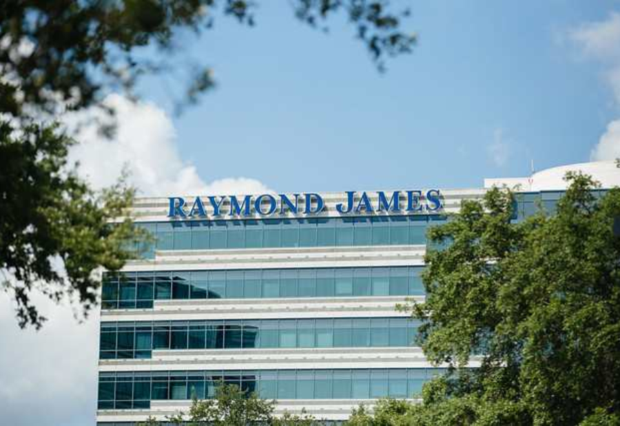 Raymond James Canada hires former Cormark CEO, Chris Shaw to co-head investment banking