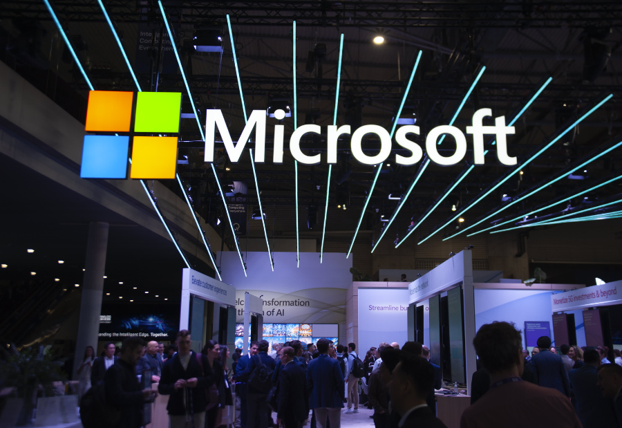 Microsoft claims that the Kremlin is collaborating with cybercriminals to spy on Ukraine