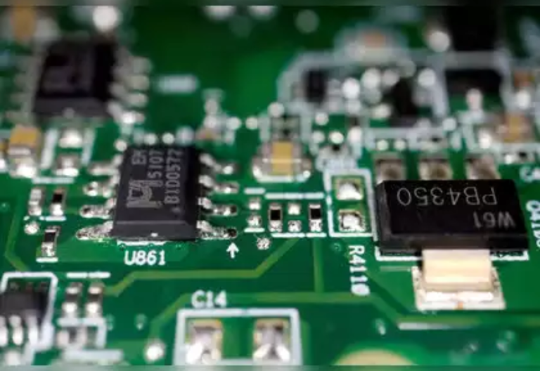 Malaysia aims to invest more than $100 billion in the semiconductor industry