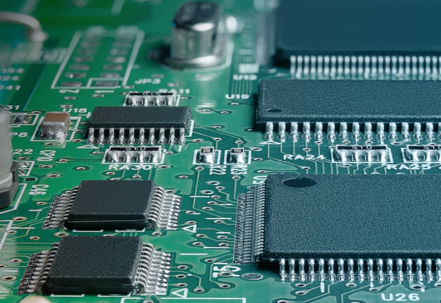 Siltronic, a chip parts provider, sees a drop in profits due to excessive client stockpiles