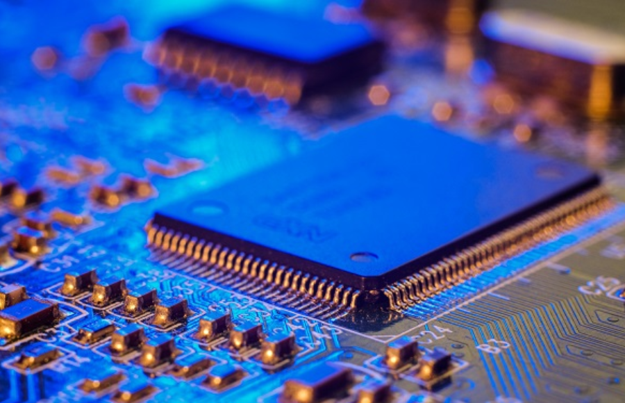 US pressures Japan and Netherlands to limit China's access to more semiconductor manufacturing equipment