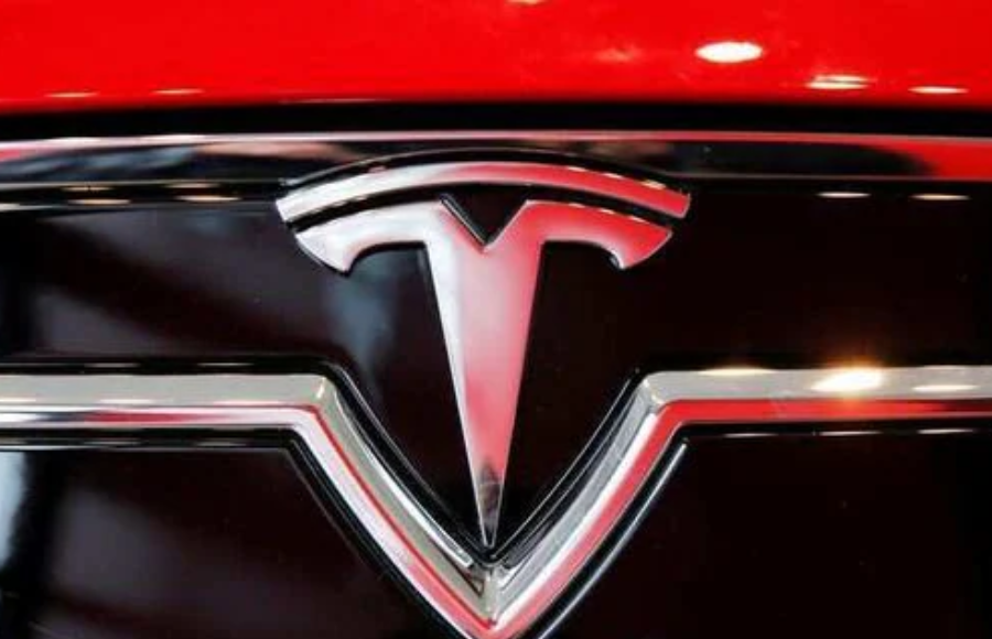 Tesla updates its in-car navigation system and adds lane-level advice in China