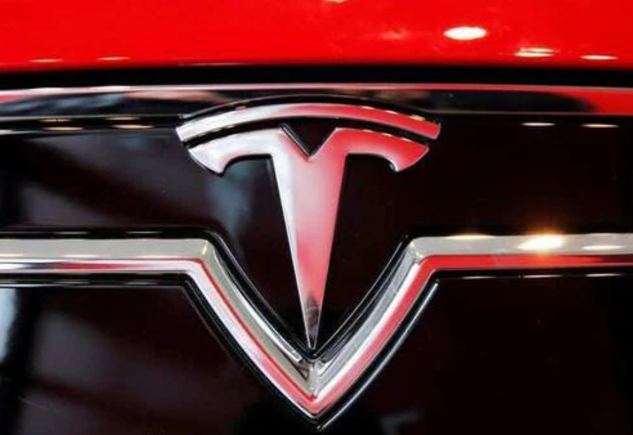 Tesla updates its in-car navigation system and adds lane-level advice in China