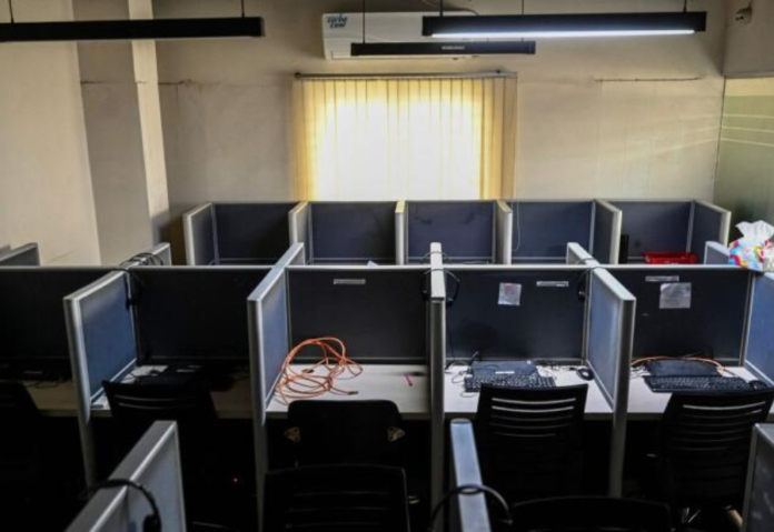 Bleak picture painted for Bangladeshi call center services due to internet blackout Bleak picture painted for Bangladeshi call center services due to internet blackout