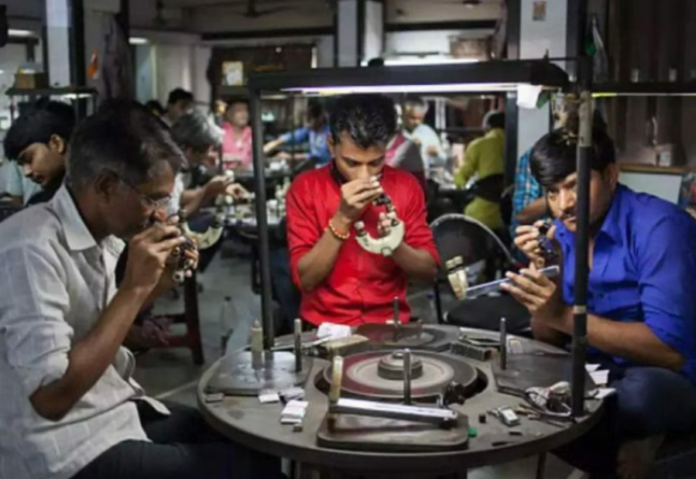 200 diamond Units in Surat will cease operations for ten days 200 diamond Units in Surat will cease operations for ten days