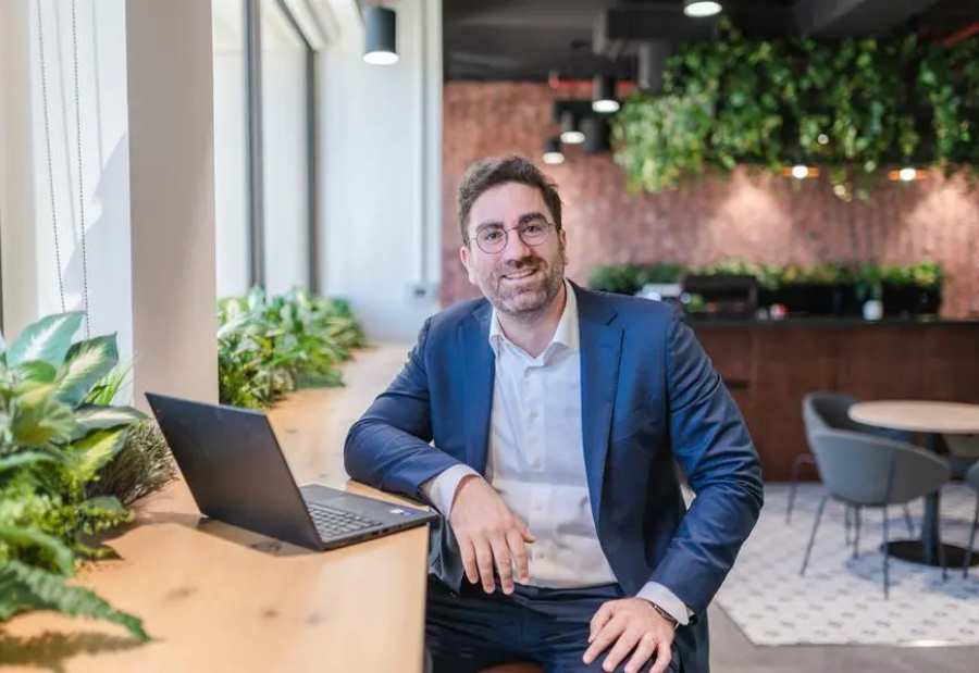GCC eyes early lead in global AI race