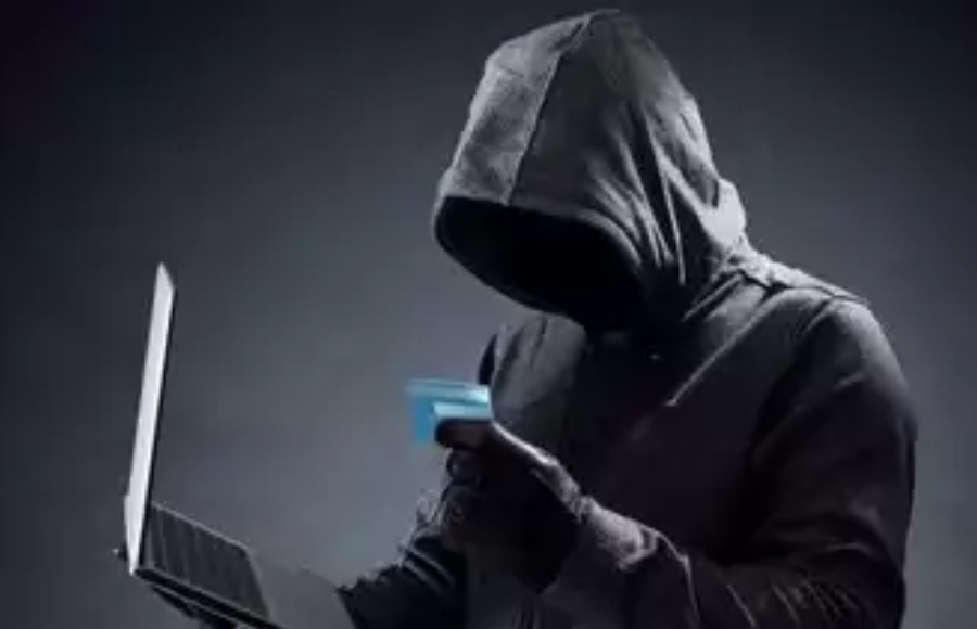 Indian businessman falls victim to fake advertisement on Facebook and loses 45,000 to cybercriminals
