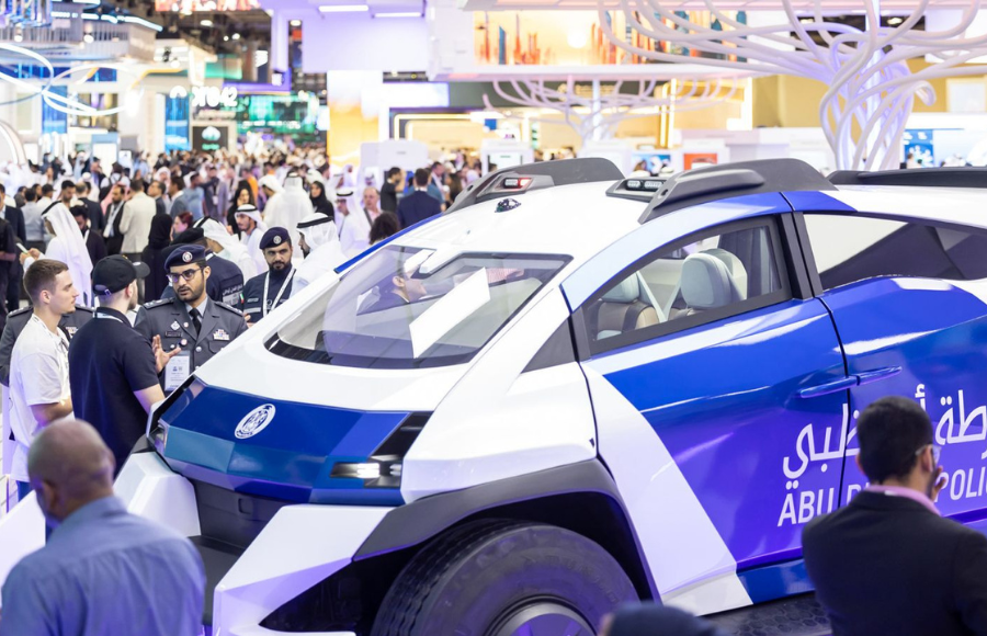 Accelerating AI advancement: Abu Dhabi’s innovation champions & tech pioneers shine bright at GITEX GLOBAL 2024