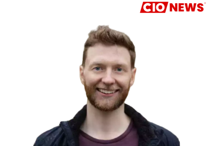 Google recruits Tim Brooks, the "top executive" of OpenAI