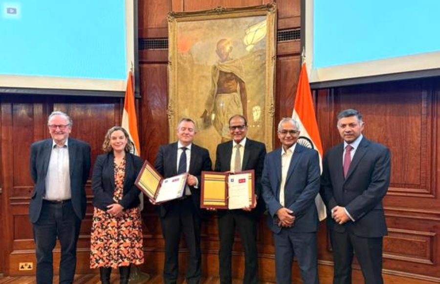 India collaborate with UK in telecom, AI, emerging technologies