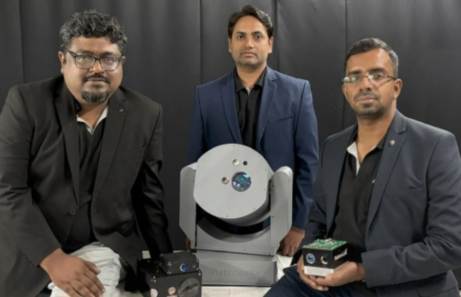 Astrogate Labs Secures $1.3 Million in Pre-Series Funding to Revolutionize Satellite Communications