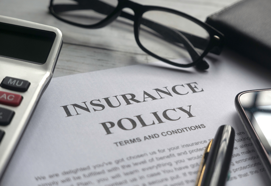 Cyber Fraud : Mumbai Senior Citizen Loses ₹1.01 Crore in Fake Max Life Insurance Scam