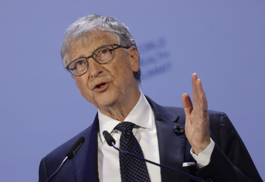 AI would replace humans for most things: Bill Gates