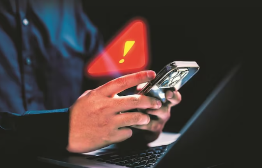 Cyber Fraud Scam in Delhi Traps Retired Teacher Loses Rs 47 Lakh to KYC Scam