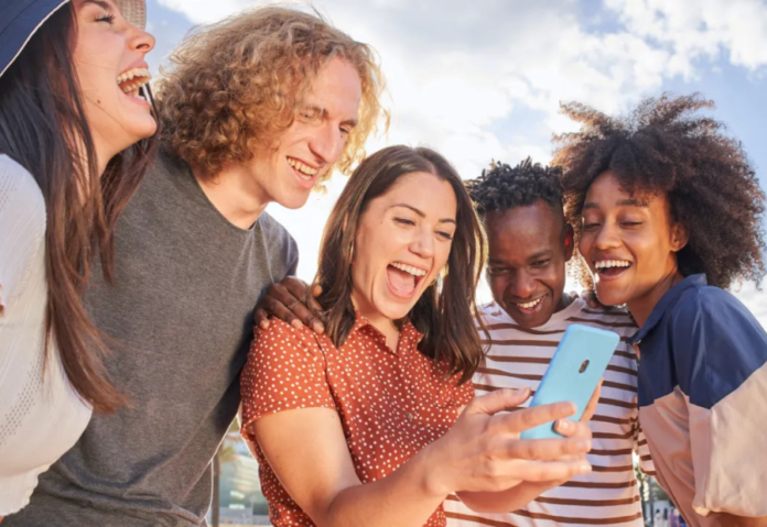 How Social Media Shaped Gen Z: The First Truly Digital Generation How Social Media Shaped Gen Z: The First Truly Digital Generation