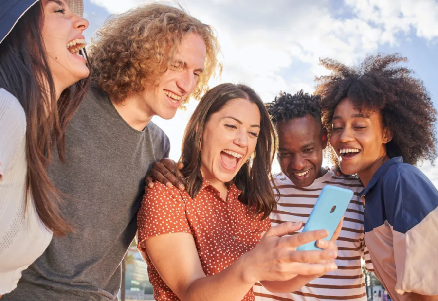 How Social Media Shaped Gen Z: The First Truly Digital Generation