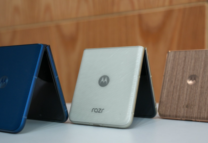 Motorola Breaks the Chain: Perplexity AI Reimagines the Razr 2025 Experience Motorola Breaks the Chain: Perplexity AI Reimagines the Razr 2025 Experience