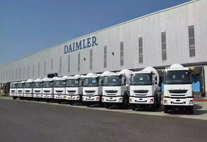 BharatBenz Rolls Out 200000th Truck as Daimler India Hits a Monumental Milestone BharatBenz Rolls Out 200000th Truck as Daimler India Hits a Monumental Milestone