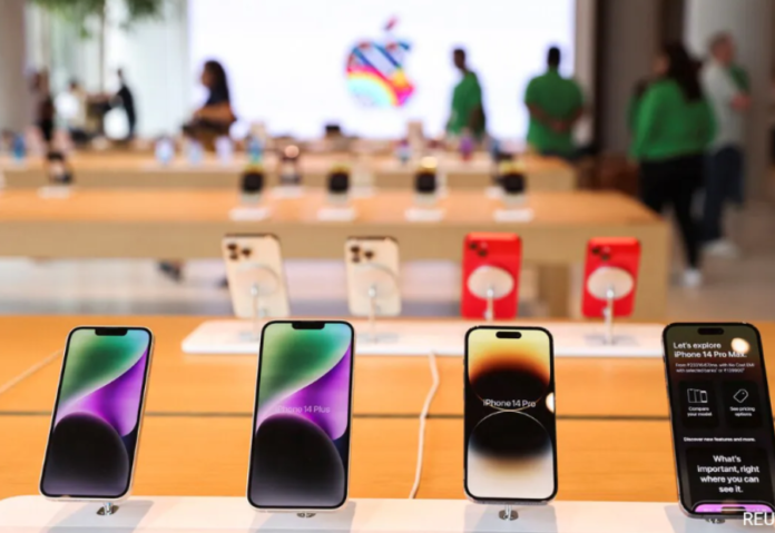 India Emerges as Apple’s Powerhouse: iPhone Exports to the US Set for a Major Surge India Emerges as Apple’s Powerhouse: iPhone Exports to the US Set for a Major Surge