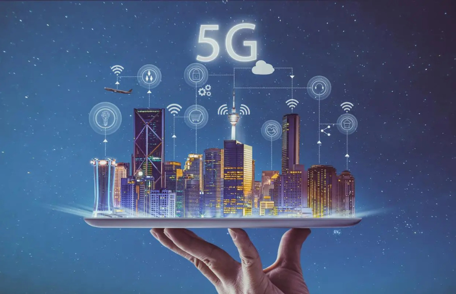 Life in the Fast Lane: How 5G Will Redefine Connectivity and Everyday Living