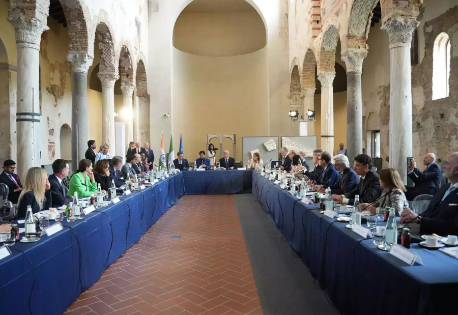 Italy and India decide to deepen their relationship in a number of areas, including technology, automobiles, and Industry 4.0.