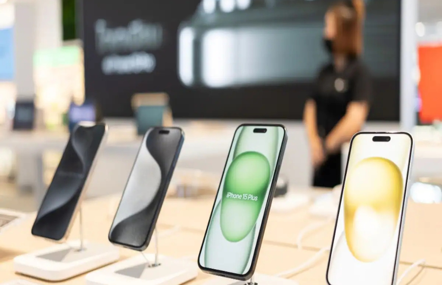 Apple strengthens its collaboration with Tata India by giving them the iPhone repair business