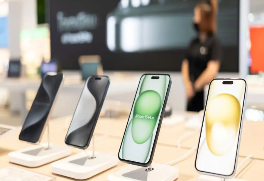 Apple strengthens its collaboration with Tata India by giving them the iPhone repair business