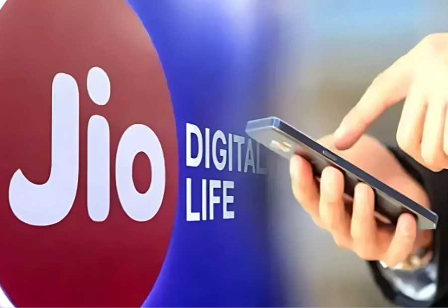 Reliance Jio Restores Services After Nationwide Outage Hits Mobile and JioFiber Users