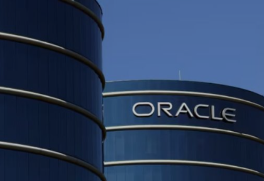 Oracle Secures $30 Billion Cloud Contract, Fueling Speculation and Accelerating AI Ambitions
