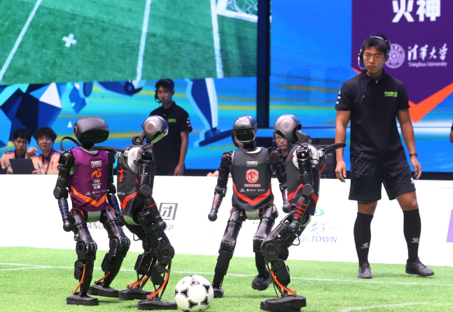 China holds first AI-powered robot football match