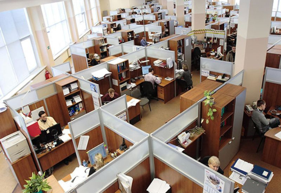 Global Capability Centres (GCCs) in India demonstrated a clear shift towards larger office spaces in FY 2025