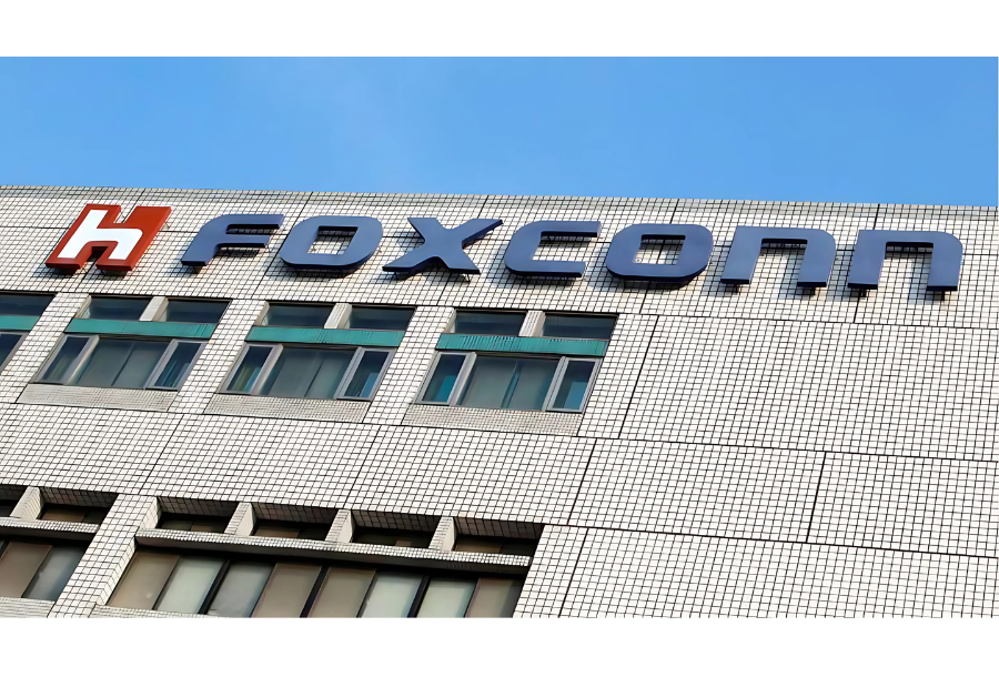 Foxconn has recalled over 300 Chinese engineers from its Indian iPhone plants
