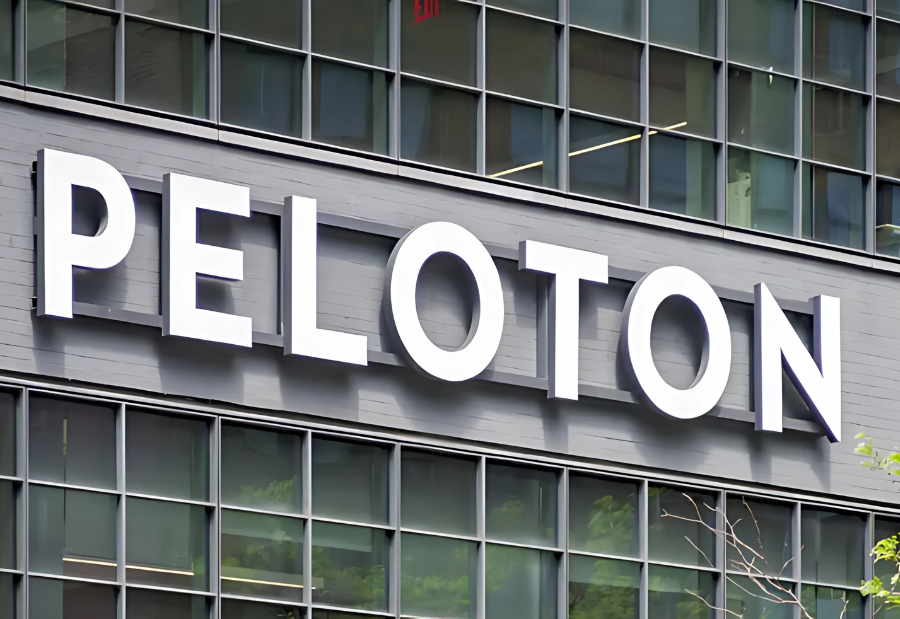 Peloton Announces Further Job Cuts, Projects Strong Revenue for 2026