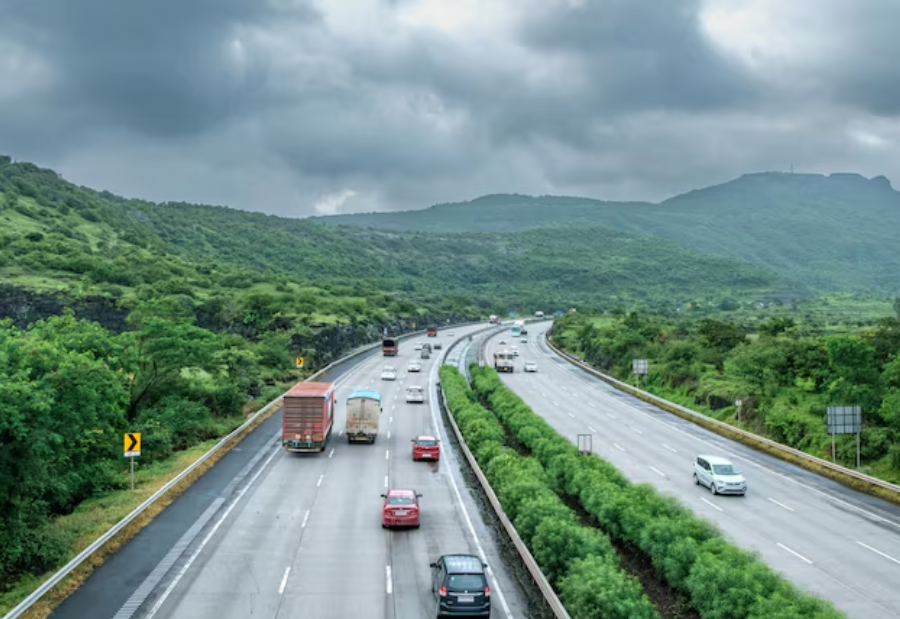 AI Cameras Issue Rs 470 Crore In Fines On Mumbai Pune Expressway