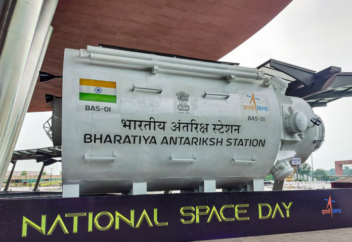 ISRO Unveils Model of Bharatiya Antariksh Station at National Space Day ISRO Unveils Model of Bharatiya Antariksh Station at National Space Day