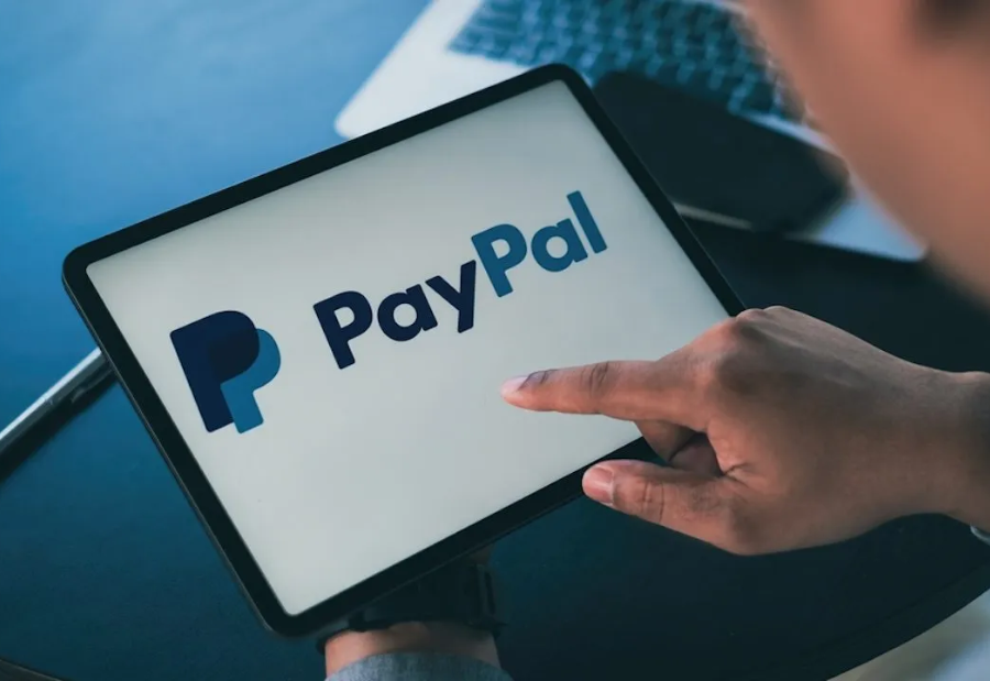 PayPal Glitch Freezes €10 Billion In Payments Across German Banks