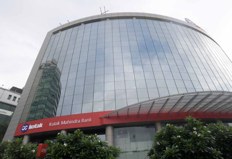 Kotak Mahindra Bank Rejoins Race For IDBI Bank As Government Prepares Final Bids