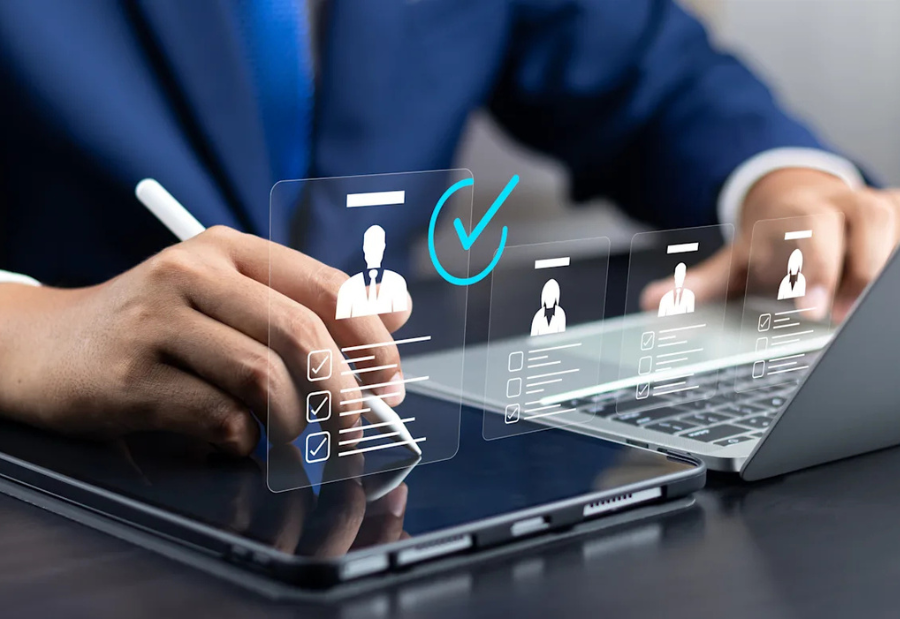 Hiring in India’s IT Sector Declines Amid AI Push and Global Economic Pressures