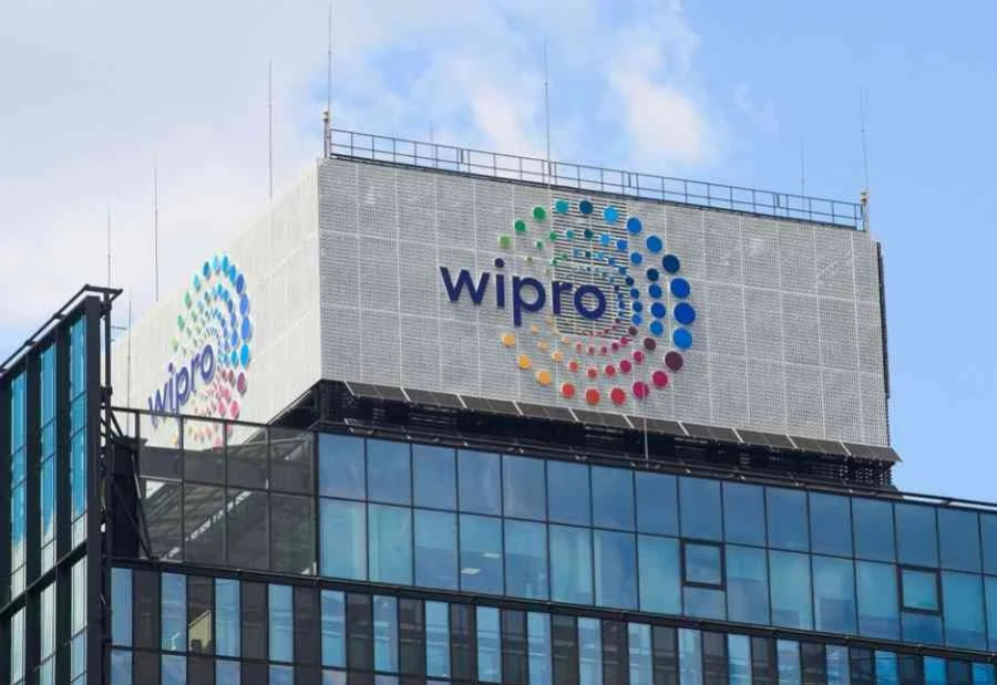 Karnataka Chief Minister Seeks Wipro’s Support to Ease Traffic on Outer Ring Road