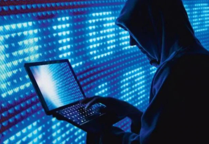 Bhubaneswar Police Bust ₹20 Crore Cyber Fraud Gang, Five Arrested Bhubaneswar Police Bust ₹20 Crore Cyber Fraud Gang, Five Arrested