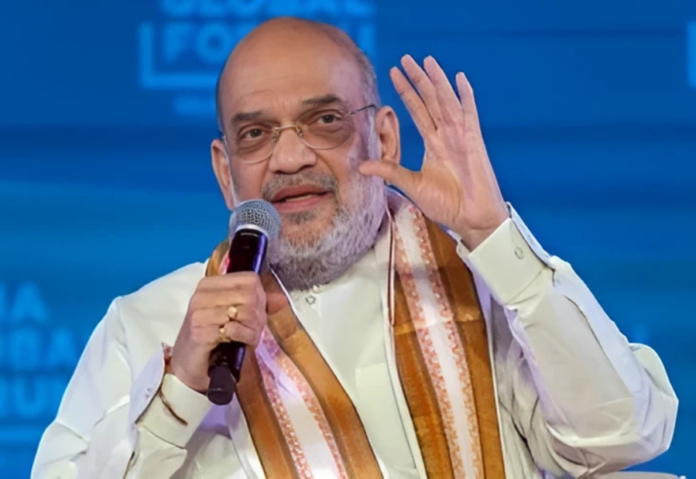Amit Shah Calls for Wider Use of Hindi in Science, Technology, Law and Policing Amit Shah Calls for Wider Use of Hindi in Science, Technology, Law and Policing