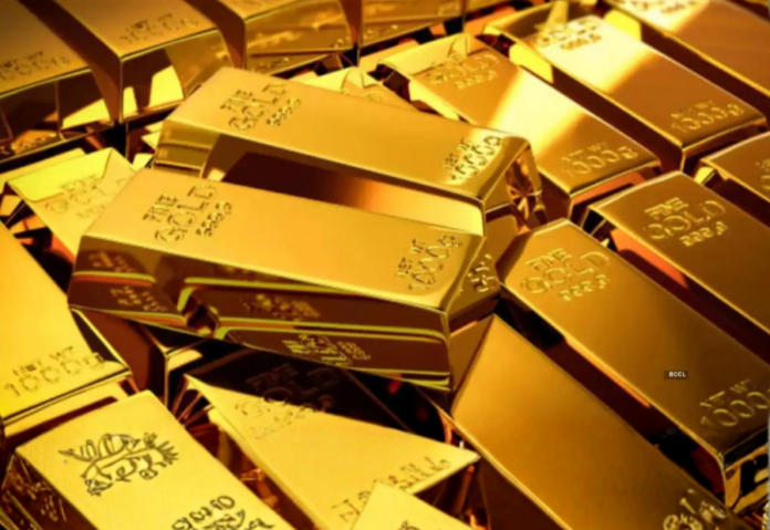 Gold Prices Hit Record Highs Amid Global Safe-Haven Demand