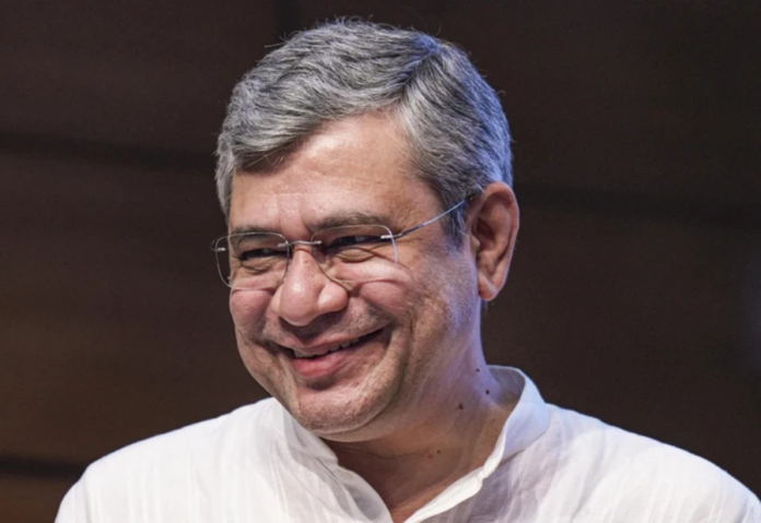 Ashwini Vaishnaw proposes developing Andaman Islands as global internet data hub Ashwini Vaishnaw proposes developing Andaman Islands as global internet data hub