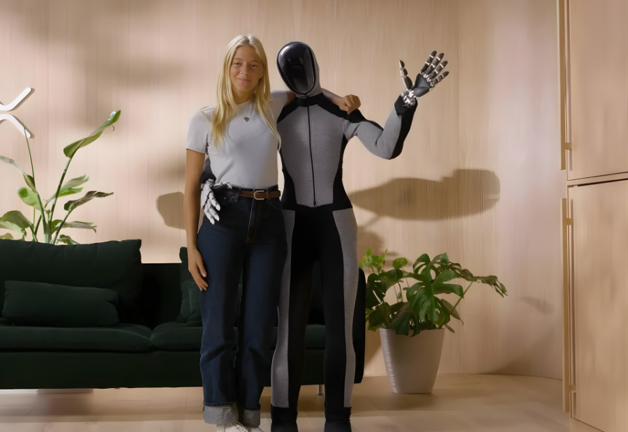 New humanoid home assistant NEO aims to take on everyday household tasks